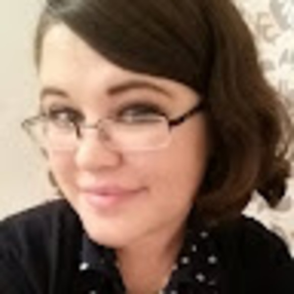 Meet your Posher, Hailey - Picture 1 of 1